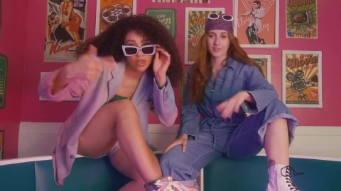 Free Stock Video Two Girls Having Fun In A Retro Restaurant Live Wallpaper - Free Live Wallpaper