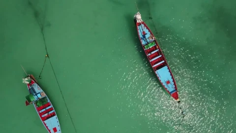 Free Stock Video Two Canoes In The Sea Near The Shore Live Wallpaper - Free Live Wallpaper