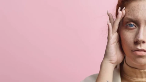 Free Stock Video Young Woman Looking Captivating Into The Lens Live Wallpaper - Free Live Wallpaper