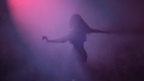 Free Stock Video Young Woman Dancing Under A Cloud Of Smoke And A Live Wallpaper - Free Live Wallpaper