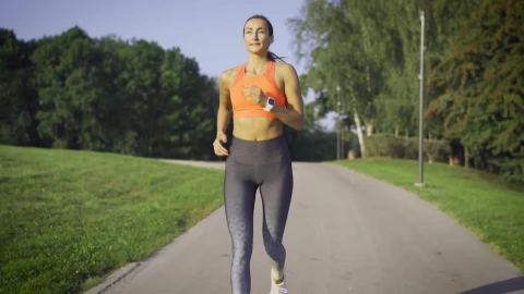 Free Stock Video Young Sporty Woman Running In The Park Live Wallpaper - Free Live Wallpaper