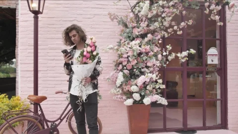 Free Stock Video Young Man Waiting For His Appointment To Arrive Live Wallpaper - Free Live Wallpaper
