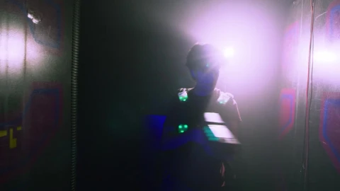 Free Stock Video Young Man Searching Targets In Laser Tag Live Wallpaper - Free Live Wallpaper
