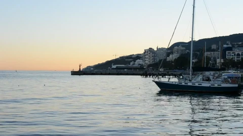 Free Stock Video Yacht Docked In The Evening Live Wallpaper - Free Live Wallpaper