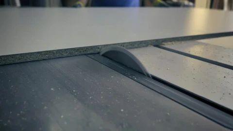 Free Stock Video Wood Splitter Cutting A Board Live Wallpaper - Free Live Wallpaper