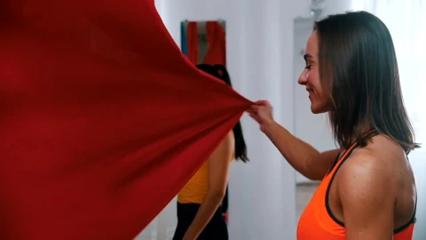 Free Stock Video Women Shaking Cloth For Aerial Yoga Live Wallpaper - Free Live Wallpaper