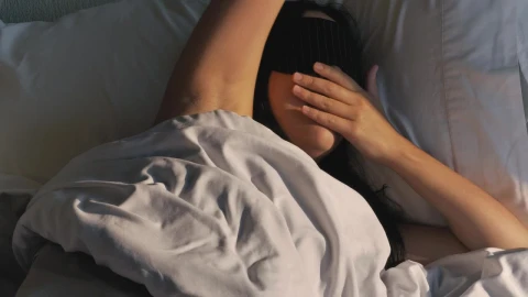 Free Stock Video Woman Waking Up Peacefully Taking Off Her Mask Live Wallpaper - Free Live Wallpaper