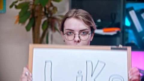 Free Stock Video Woman Showing A Sign That Says Like Live Wallpaper - Free Live Wallpaper