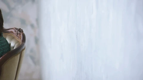 Free Stock Video Woman Reading Poetry In The Living Room Live Wallpaper - Free Live Wallpaper