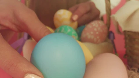 Free Stock Video Woman Places Decorations For Easter Live Wallpaper - Free Live Wallpaper