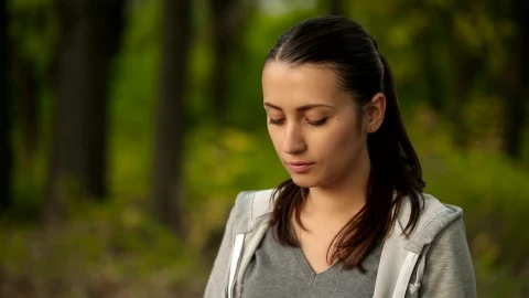 Free Stock Video Woman Hydrating After Exercising Live Wallpaper - Free Live Wallpaper