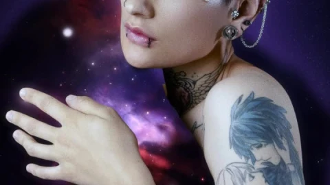 Free Stock Video Woman Hugging Space In Human Form Live Wallpaper - Free Live Wallpaper