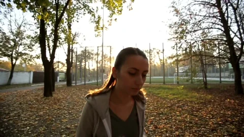 Free Stock Video Woman Going For A Jog In The Park In The Live Wallpaper - Free Live Wallpaper