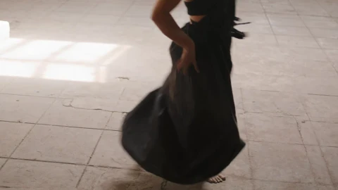 Free Stock Video Woman Dancing Contemporary Dance Live Wallpaper - Free Live Wallpaper