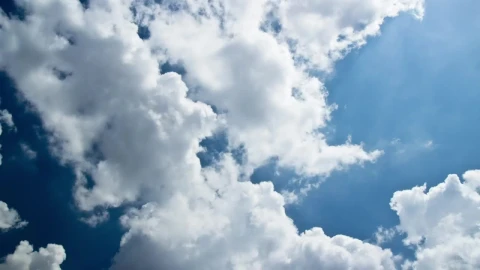 Stock Footage White Clouds At Noon Live Wallpaper - Free Live Wallpaper
