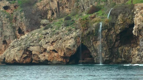 Stock Footage Waterfall In The Seashore Live Wallpaper - Free Live Wallpaper