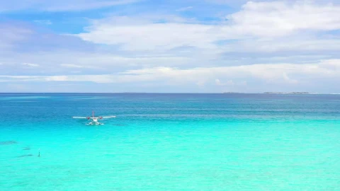 Stock Footage Water Plane In A Paradise Sea Live Wallpaper - Free Live Wallpaper