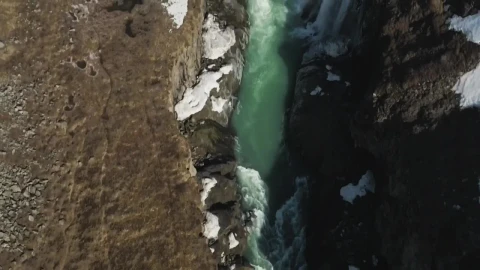 Stock Footage Water Falling Into A River Live Wallpaper - Free Live Wallpaper