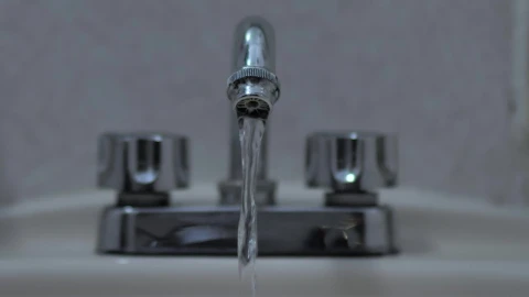 Stock Footage Water Coming Out Of A Tap In A Sink Live Wallpaper - Free Live Wallpaper