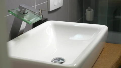 Stock Footage Washing In A Modern Sink Live Wallpaper - Free Live Wallpaper