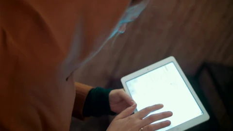 Stock Footage Walking With A White Tablet Live Wallpaper - Free Live Wallpaper