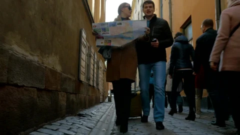 Stock Footage Walking Through Small Streets Live Wallpaper - Free Live Wallpaper