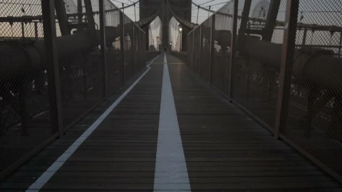Stock Footage Walking Across The Empty Brooklyn Bridge Live Wallpaper - Free Live Wallpaper