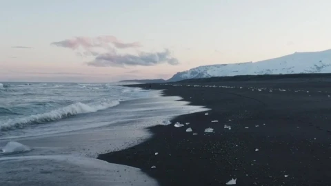 Stock Footage Volcanic Sand Beach Live Wallpaper - Free Live Wallpaper