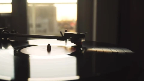 Stock Footage Vinyl Record Spinning On A Turntable Live Wallpaper - Free Live Wallpaper