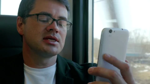 Stock Footage Video Call On The Train Live Wallpaper - Free Live Wallpaper