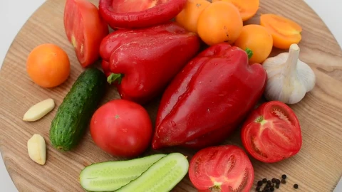 Stock Footage Vegetables For Seasoning Live Wallpaper - Free Live Wallpaper