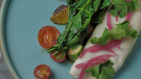 Stock Footage Vegan Looking Crepe Being Cut By Cutlery Live Wallpaper - Free Live Wallpaper