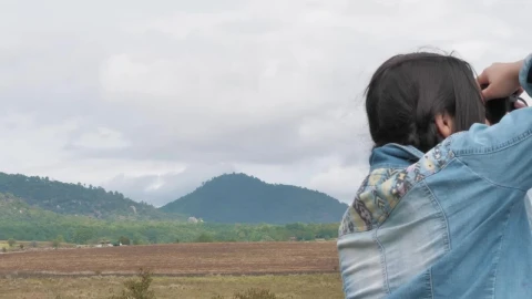 Stock Footage Traveling Woman Taking Outdoor Photos Live Wallpaper - Free Live Wallpaper