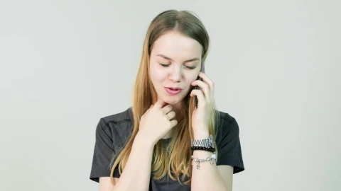 Stock Footage Woman Smiling While Chatting On Her Cell Live Wallpaper Free - Free Live Wallpaper