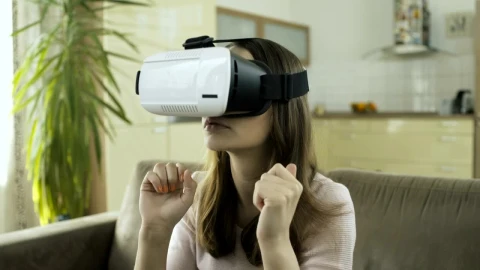 Stock Footage Woman Frightened Of Virtual Reality Live Wallpaper Free - Free Live Wallpaper