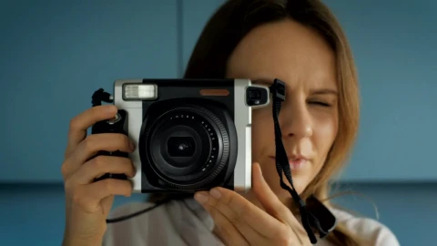 Stock Footage Woman Taking A Picture With An Instant Camera Live Wallpaper Free - Free Live Wallpaper