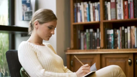 Stock Footage Woman Thinking And Writing Live Wallpaper Free - Free Live Wallpaper