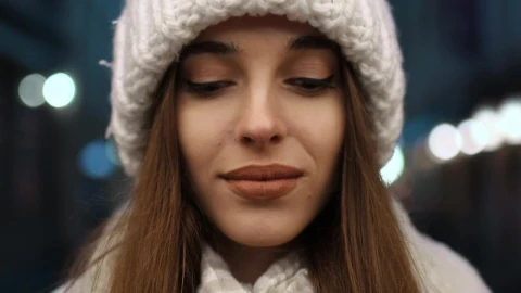Stock Footage Woman In Winter Hat Smiles With Perfect Teeth Live Wallpaper Free - Free Live Wallpaper