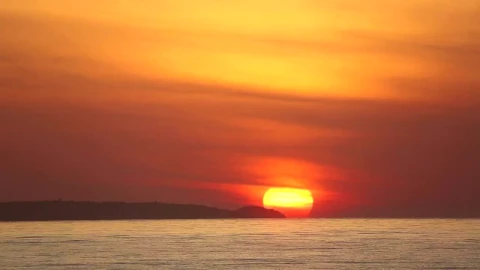 Stock Footage Yellow Sun Rising At The Sea Behind The Mountains Live Wallpaper Free - Free Live Wallpaper