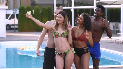 Stock Footage Young Friends Taking A Photo By The Pool Live Wallpaper Free - Free Live Wallpaper