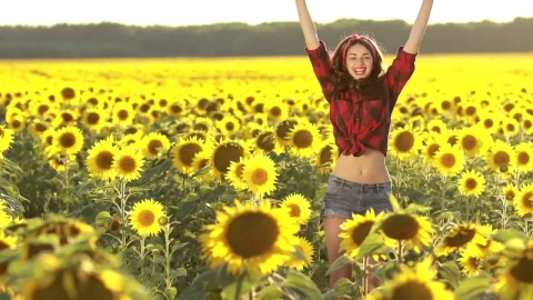 Stock Footage Woman Jumping In A Field Live Wallpaper Free - Free Live Wallpaper