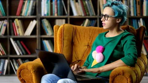 Stock Footage Young Woman Typing On Her Laptop Live Wallpaper Free - Free Live Wallpaper