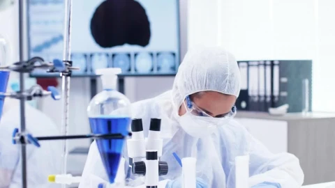 Stock Footage Woman In Full Protective Clothing Live Wallpaper Free - Free Live Wallpaper
