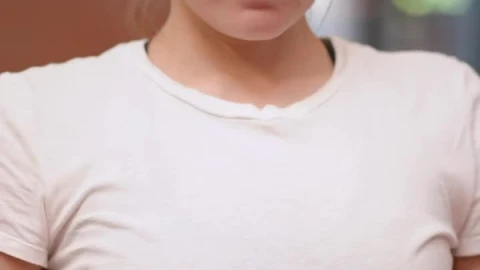 Stock Footage Woman Meditating Portrait Live Wallpaper Free - Free Live Wallpaper
