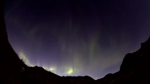 Stock Footage Yellow Northern Lights In Norway Live Wallpaper Free - Free Live Wallpaper
