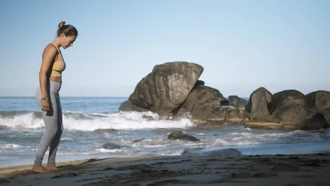 Stock Footage Woman Doing Yoga On The Beach Live Wallpaper Free - Free Live Wallpaper