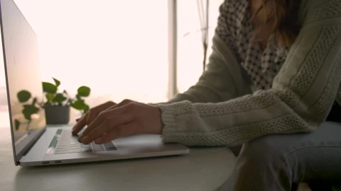 Stock Footage Woman Working On A Laptop Live Wallpaper Free - Free Live Wallpaper