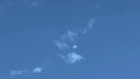 Free Video Moving Clouds Blue Sky Video Live Wallpaper - Free Live Wallpaper