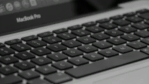 Free Video Typing Macbook Laptop Video Live Wallpaper - Free Live Wallpaper