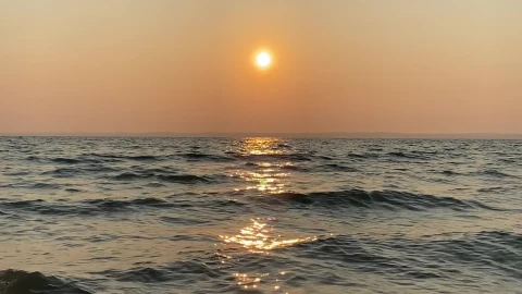 Sunrise Beach Water Live Phone Wallpaper - Free Live Wallpaper